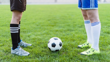 サッカーの試合時間は？アディショナルタイムやハーフタイムについても解説